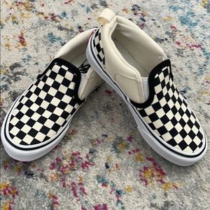 💥BRAND NEW KIDS VANS💥